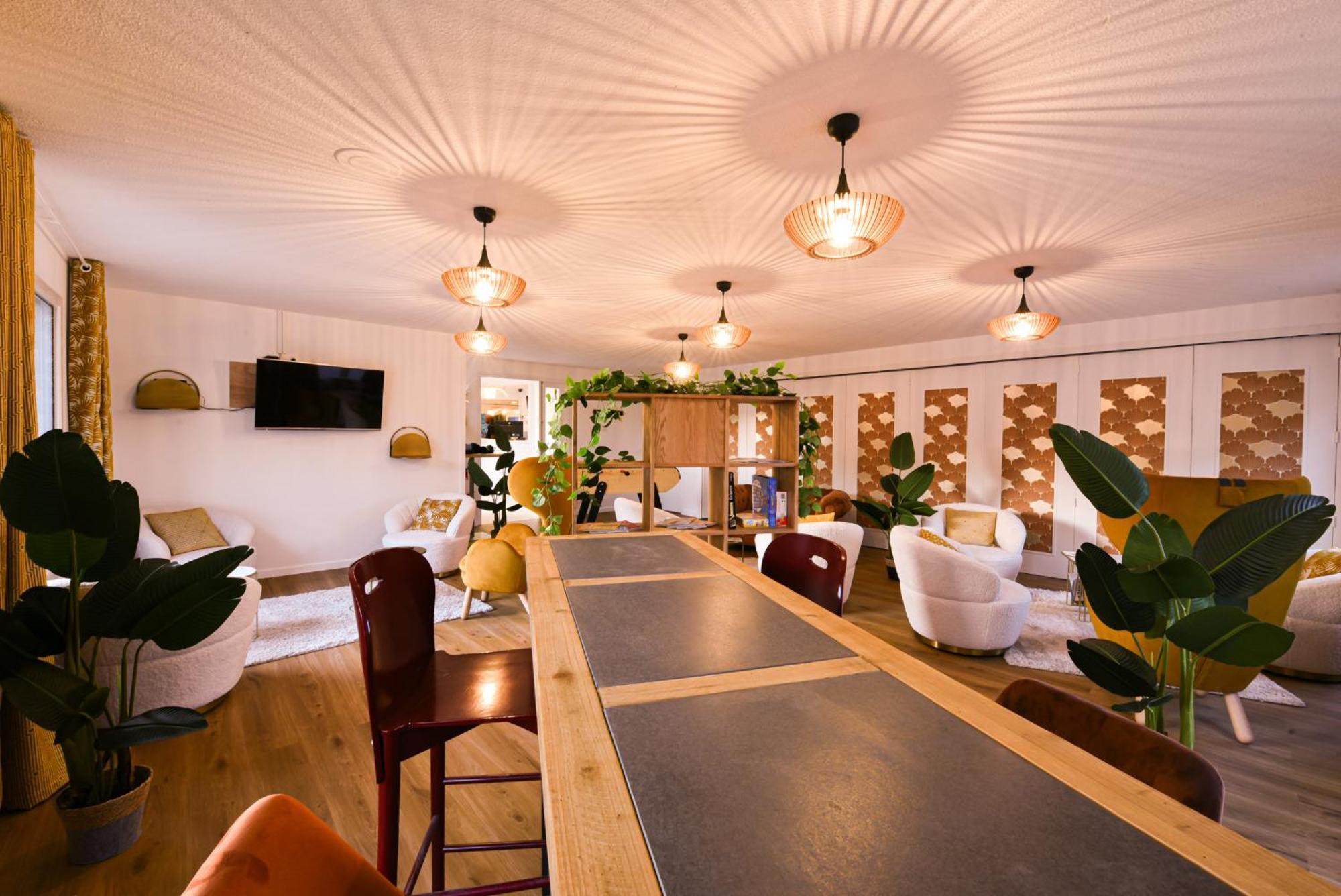 Kyriad Saint Georges - Renove Hotel